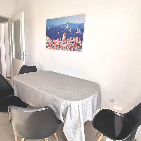 Apt White Idyll, 3 Bedrooms, 3 Bathrooms, Terrace Apt Promajna Eksteriør bilde