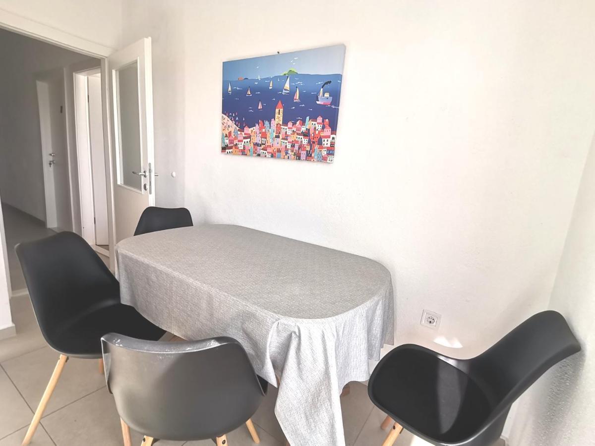 Apt White Idyll, 3 Bedrooms, 3 Bathrooms, Terrace Apt Promajna Eksteriør bilde