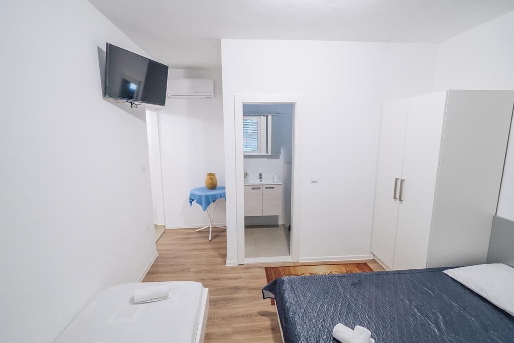 Apt White Idyll, 3 Bedrooms, 3 Bathrooms, Terrace Apt Promajna Eksteriør bilde